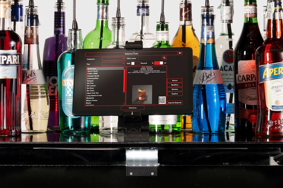 Erogazione cocktail via touchscreen